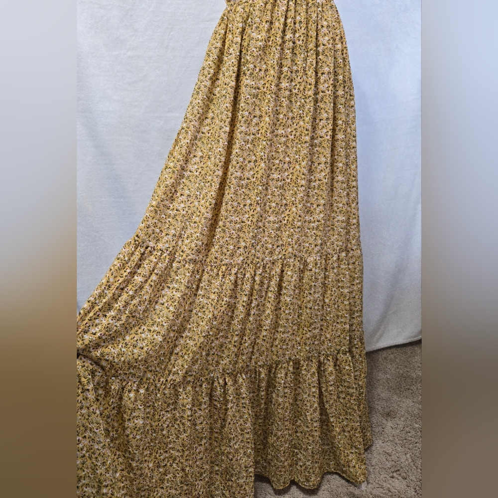 Floral Yellow Maxi Dress - Picture 4 of 5